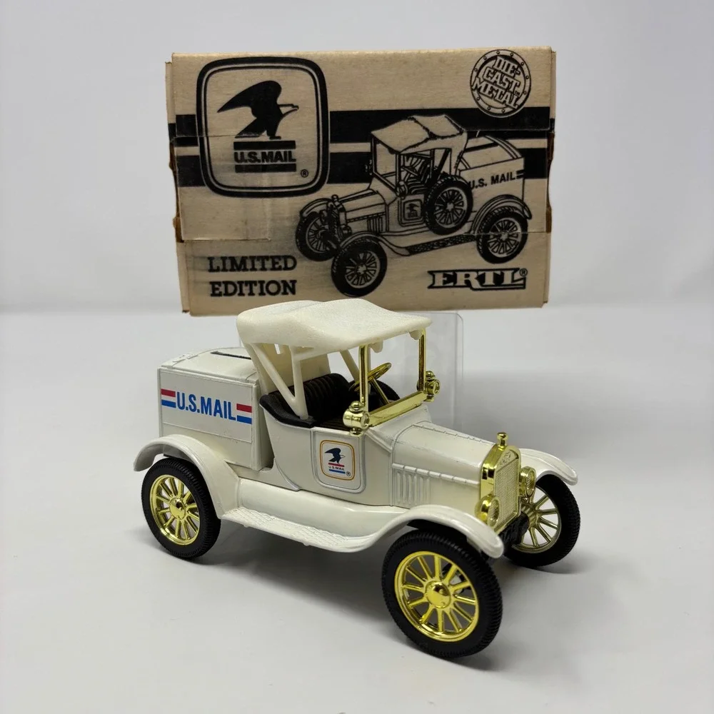 Limited Edition 1918 Ford Model T Runabout US Mail 1:25 Diecast ERTL Coin Bank